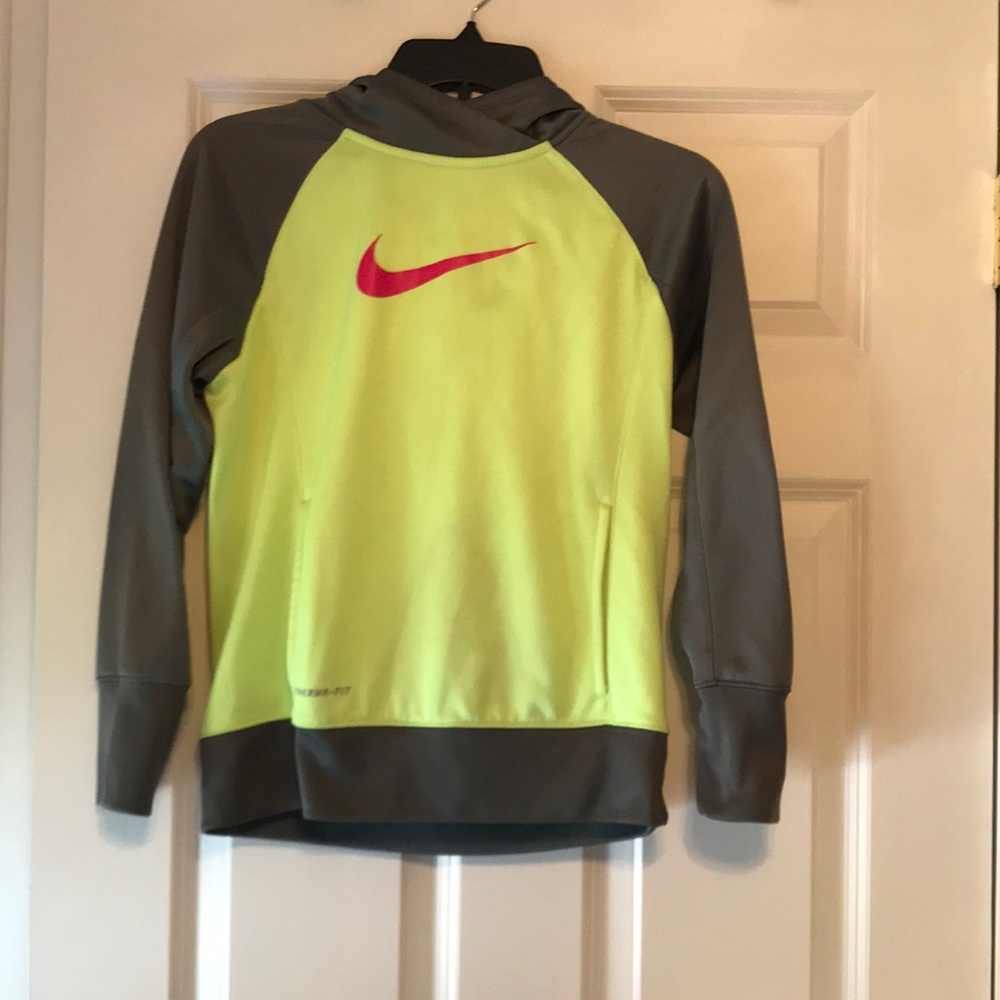 yellow and gray girls nike sweatshirt
